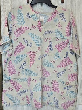 SB Scrubs Beige V-Neck Top with Pink, Blue & Purple Leaf Print